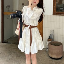 Legal pleated superior white one-piece dress small child sweet beauty fairy with long lacing V collar doll skirt delivery belt