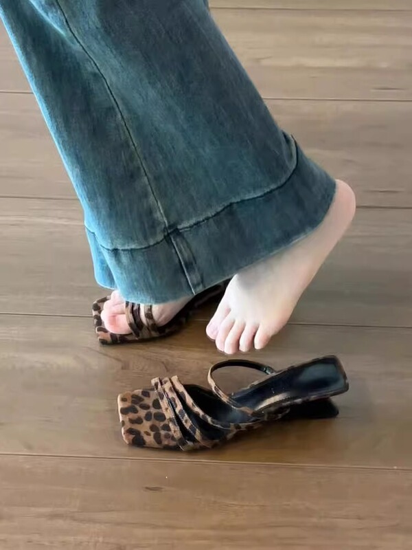 Wedge Leopard Print French-Style Stunning Sandals Fairy Shoes 2026 New Summer Outdoor High-Heeled Elegant Sandals