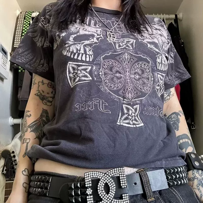 Футболка Mall Goth с графичным принтом Y2K в японском стиле, чёрная, винтажная стирка