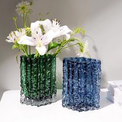 Light Luxury Rhombus-Shaped Glacier Glass Vase, Transparent and Simple, ins Feng Shui Flower Arrangement, High-End Hydroponic Vessel for Fresh Flowers