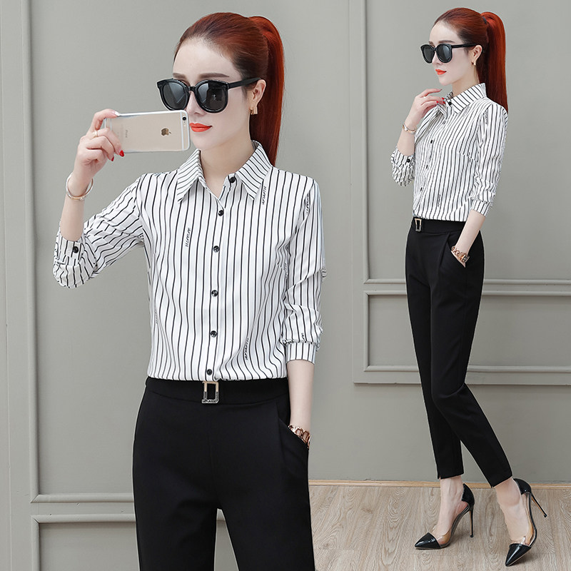Shirt women's spring long-sleeved 2021 spring and autumn new Korean version of fashion wild middle and long version of vertical striped shirt spring and summer clothes