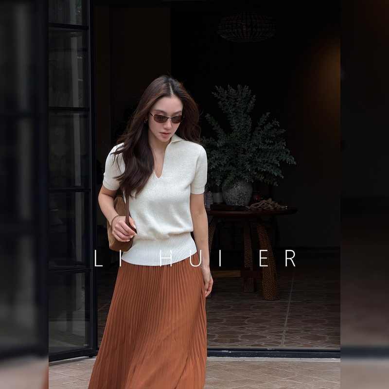Lihuier Li Hui'Er Burke Style Autumn Versatile Elegant Wool Beige Knitwear V-Neck Short Sleeve Top Lihuier Li Hui'Er Burke Style Autumn Versatile Elegant Wool Beige Knitwear V-Neck Short Sleeve Top