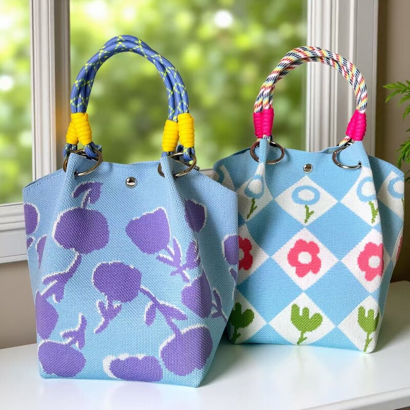 Japanese and Korean Style Cartoon Knitted Handbag Portable Knitted Bag Tote Bag Cute Small Bag Shopping Bag Gift Bag