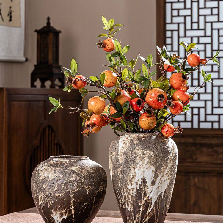 复古新中式陶瓷花瓶：玄关电视柜上的艺术插花，侘寂风家居装饰新宠