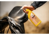 2024 new product imported from Germany saddle oil BE oily saddle oil saddle soap saddle maintenance care horse riding equestrian saddle