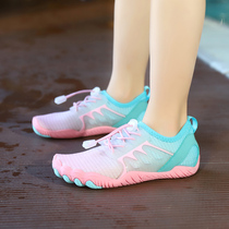 Xtep adapted indoor childrens skipping shoes for boys and girls soft-soled running shoes lightweight shock-absorbing elementary school shoes