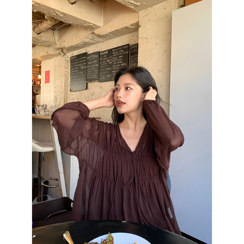 Daqianwithu Strappy Chiffon Top with Lantern Sleeves and Pleated Shirt for Women, Loose Skirt Two-Piece Set