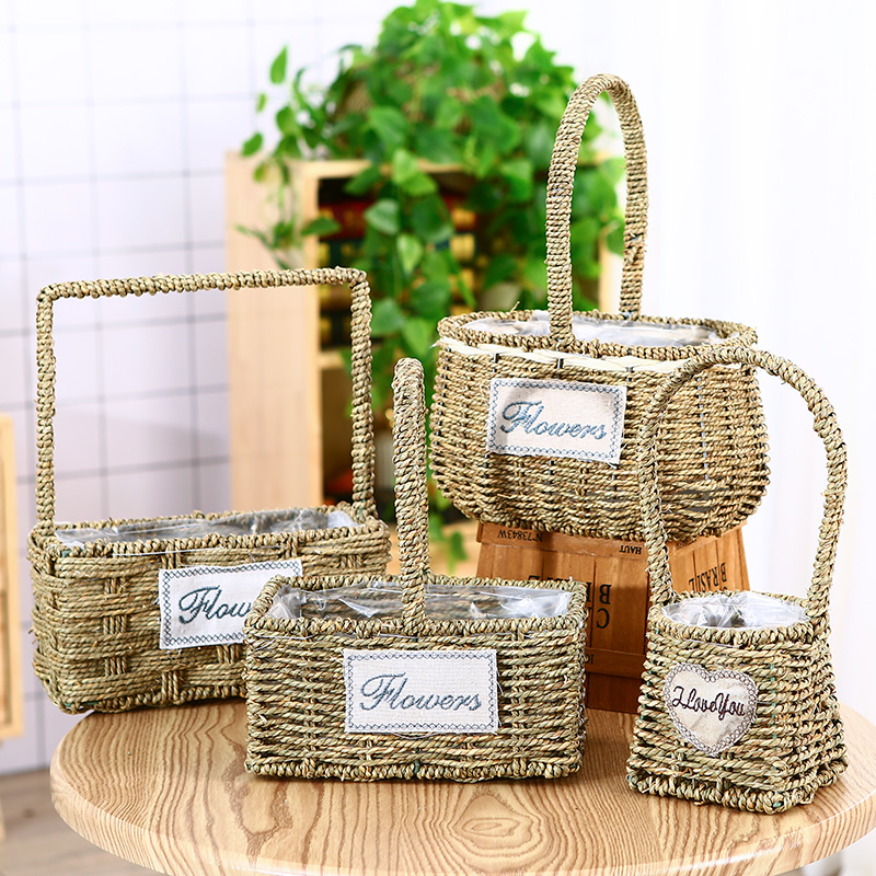 Creative woven straw knitted flower pot vines with flower baskets rattan choreograpes small flower basket vases flower arrangements for the garden of the garden