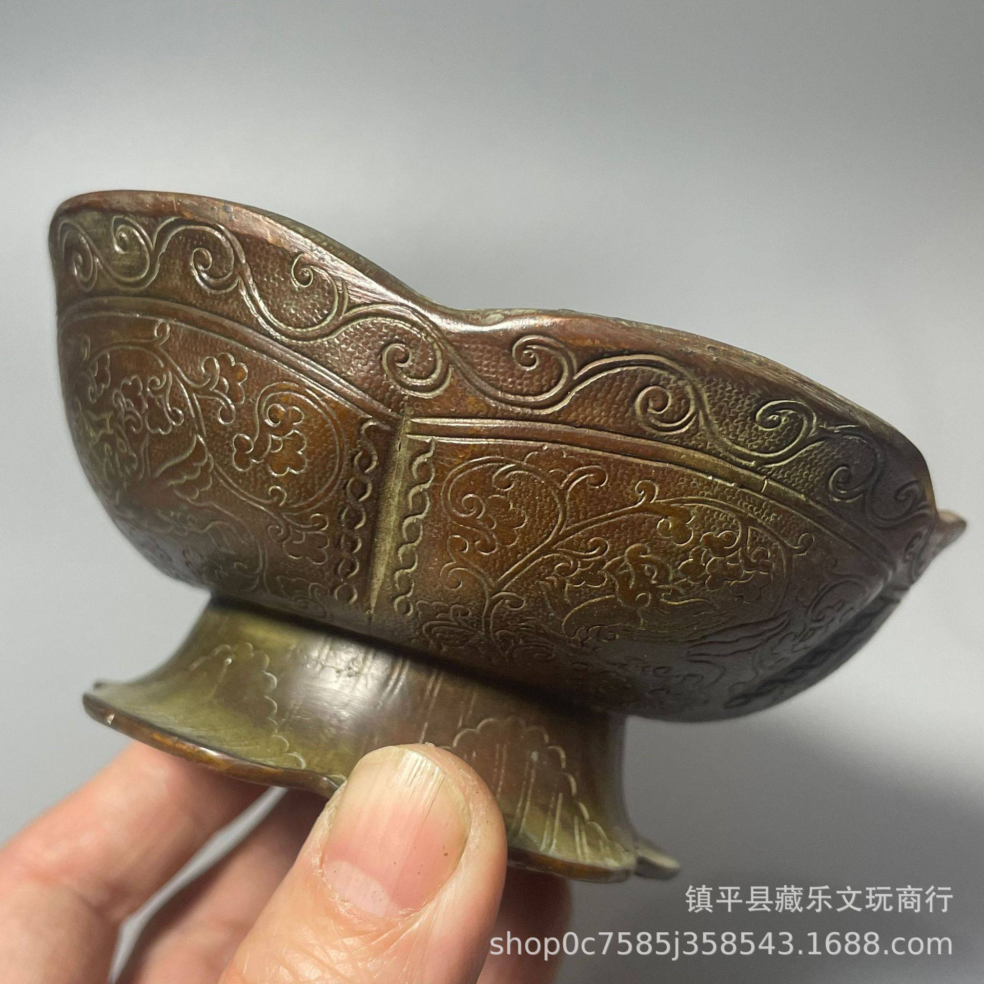 古玩铜器收藏如何辨别真假？仿古做旧铜碗收藏有哪些技巧？_游戏推荐_