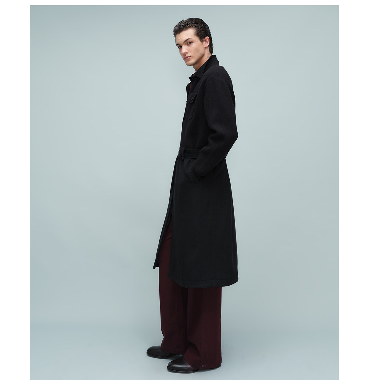 Slight Vogue Black Drop-Shoulder Long Coat