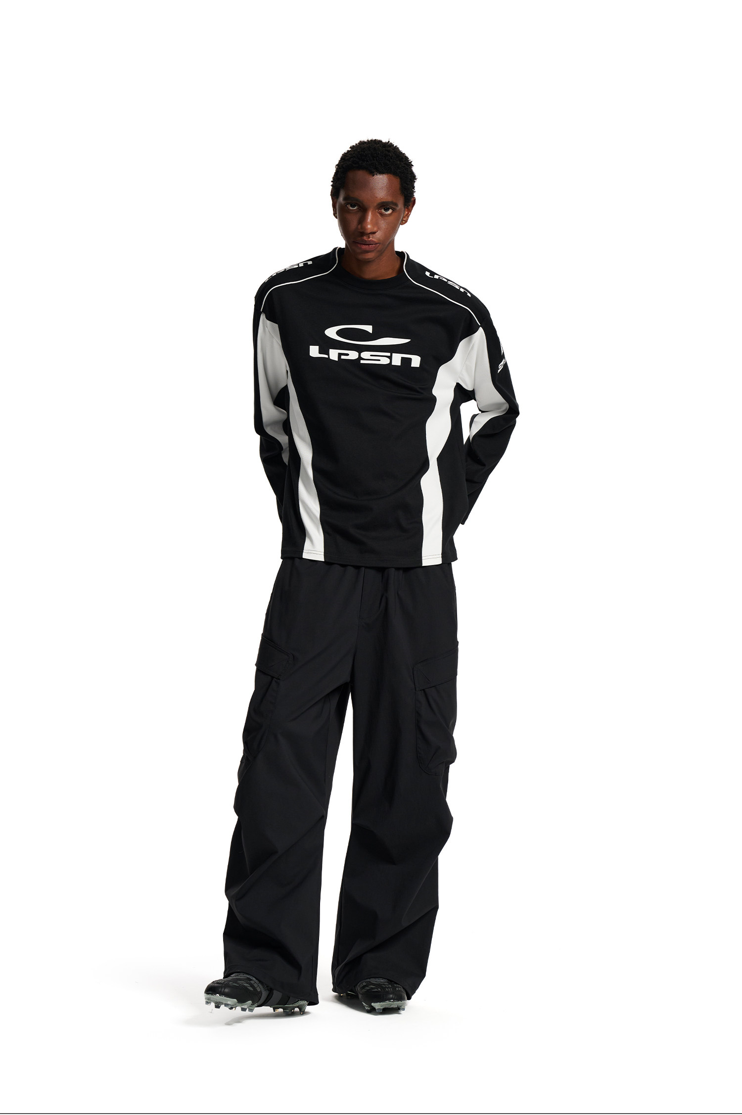 Loopsoon Contrast-Stitch Long-Sleeve Tee