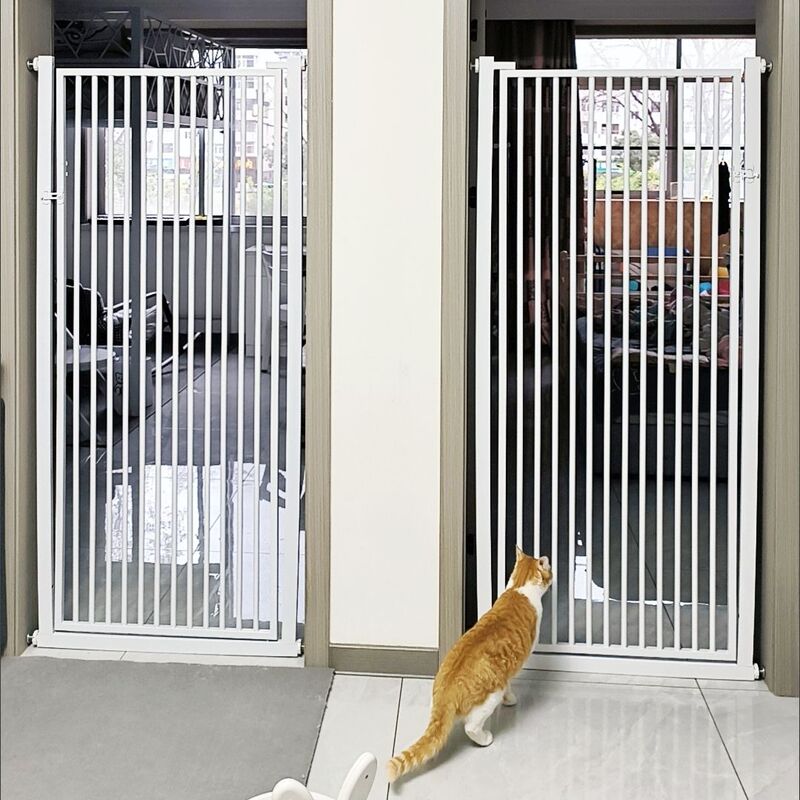 Xinjiang Free Shipping No-Drill Pet Fence Anti-Cat and Dog Gate Fence Barrier Isolation Fence Cat Guardrail for Cats