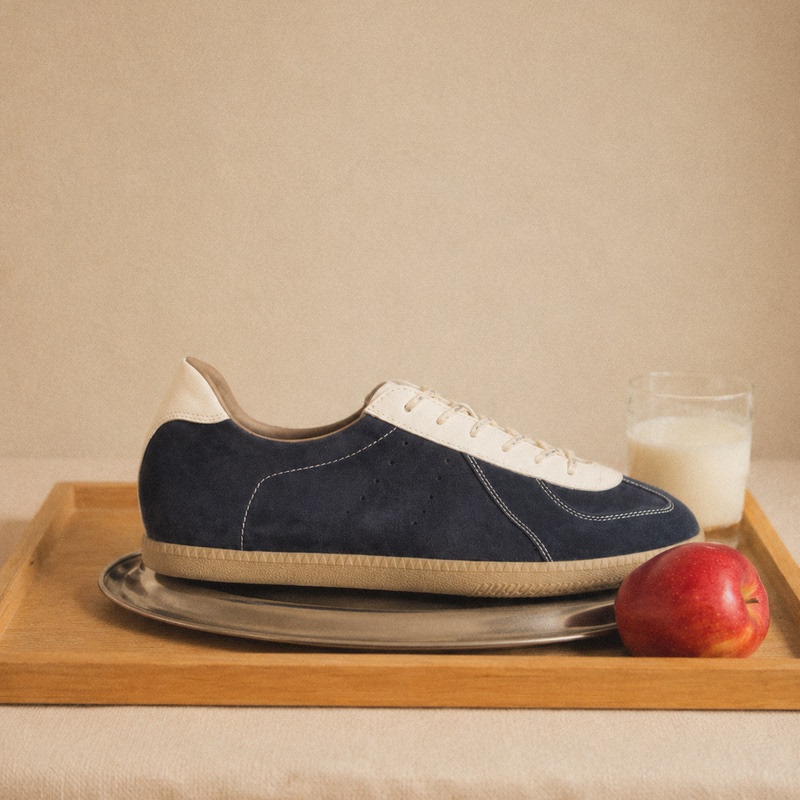 Yasheng Axen Blue Fetal Leather Training Shoes, Retro, Breathable, Suitable for Commuting and Casual Wear Yasheng Axen Blue Fetal Leather Training Shoes, Retro, Breathable, Suitable for Commuting and Casual Wear