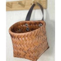 AA21 large-capacity hand-woven desktop storage cosmetics