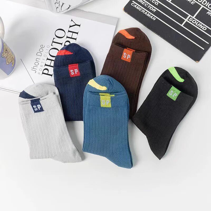 Popular Socks for Men, Anti-Odor, Sweat-Absorbent, Breathable, Mid-Calf Sports Socks, Suitable for Spring and Summer, All-Season Sports, Wear-Resistant, Trendy Football Socks