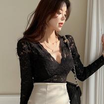 Spring hollow sexy inner top 2024 womens new French low-neck puff sleeve v-neck lace shirt for women