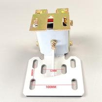 The new product is suitable for Thyssen Elevator six-hole guide boots car roof sliding car main rail guide boots 1016 Fujitec passenger elevator