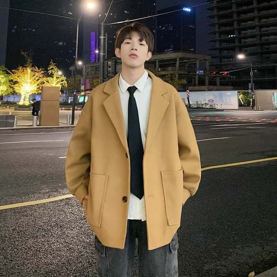 风衣加绒加厚帅气高级短款西装外套韩版宽松秋冬款感男毛呢大衣