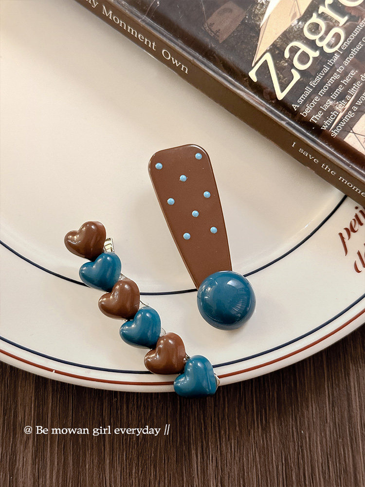 Heart-Shaped Polka Dot Duckbill Hair Clip Hair Accessory for Women 2025 New Style Bangs Side Clip Forehead Barrette Hairpin for Stray Hair