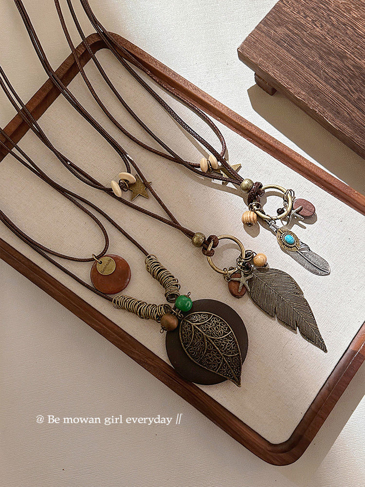 New Chinese-Style Zen Bronze Feather Necklace for Women, Bohemian Ethnic Style, Double-Layered Long Sweater Chain Accessory