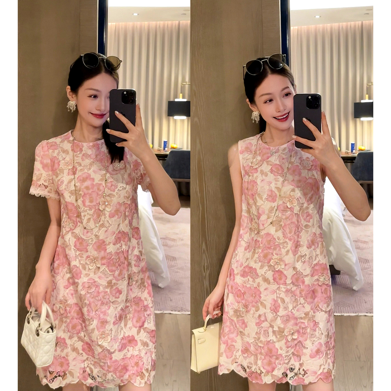 Wang Haha【Rose Thoughts】26 Summer New French Lace Embroidery Hollow Pink Print Round Neck Dress Wang Haha【Rose Thoughts】26 Summer New French Lace Embroidery Hollow Pink Print Round Neck Dress