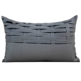 Простой современный черно -белый свет роскошные подушка гостиная диван на подушках на подушках с подушкой.