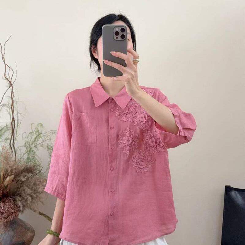 Lapel Cotton and Linen Shirt for Women with Lace Three-Dimensional Corsage, Stylish and Elegant Shirt with Three-Quarter Sleeves, New Summer Artistic Top