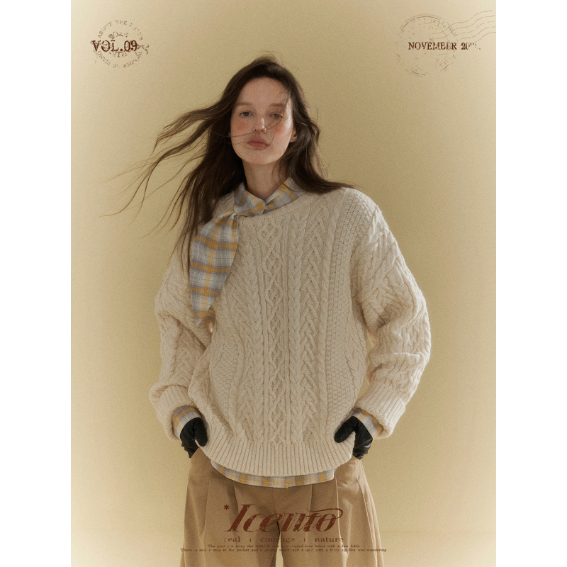 Iceiito*Chuanbei* Retro Style White Round Neck Thick Knit Warm Cable Knit Sweater