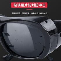 Protective lenses for welders anti-splash industrial welding supply glasses for eyes special anti-wind sand strong light anti-flat light for men