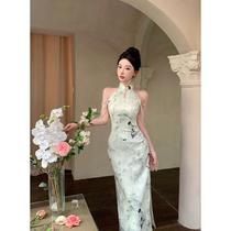 French temperament printed dress 2024 summer new model off-shoulder fashion cheongsam chain womens one-step skirt