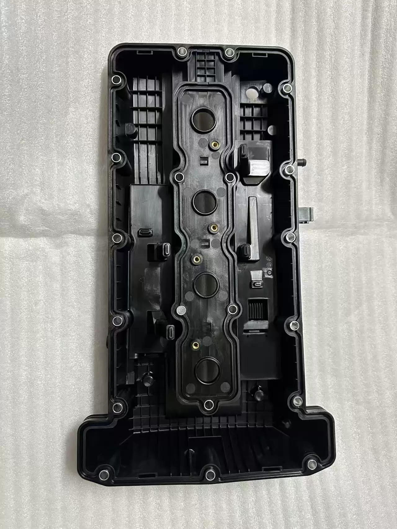 BAIC Motor bj40Lbj40plusbj80 valve chamber cover bakelite valve chamber cover engine upper cover