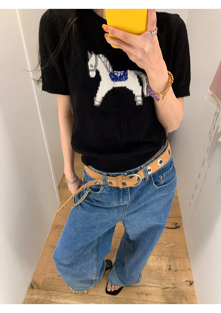 牙套大汪 【Мадридское детство】 Отличный состав! Двухцветный вязаный джемпер с короткими рукавами и жаккардовым узором пони