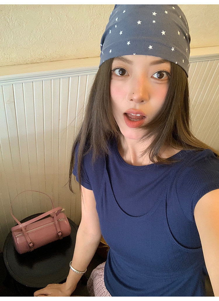 牙套大汪 Стильный комплект из двух предметов с майкой в корейском стиле