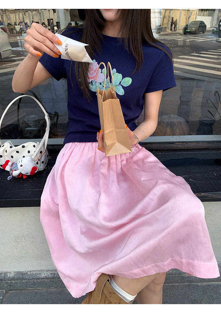 牙套大汪 【Розы! Розы】 Принтованная футболка с короткими рукавами летняя универсальная стройнящая блузка