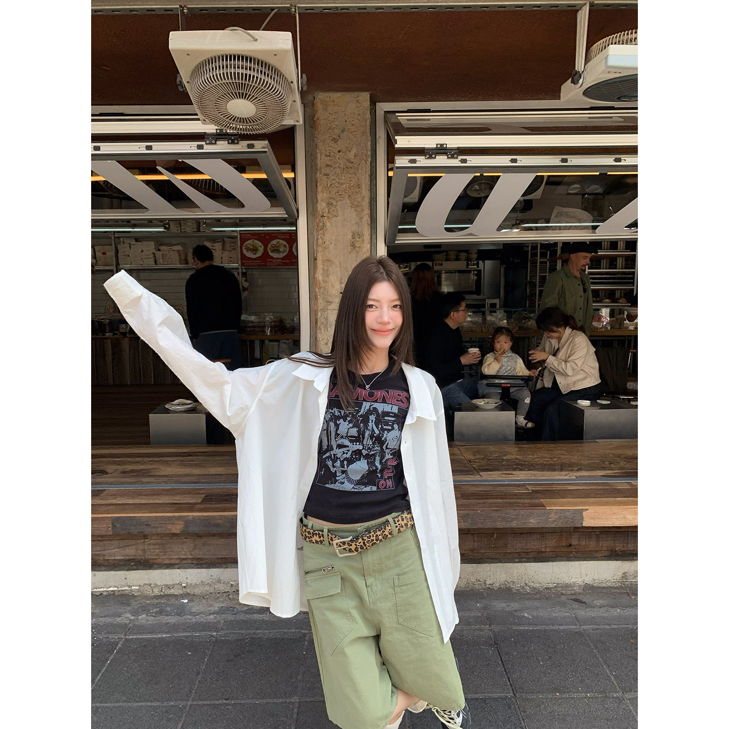 牙套大汪 【Ретро возвращение】 Американский ретро стиль рок контрастная печать прямые плечи приталенная футболка