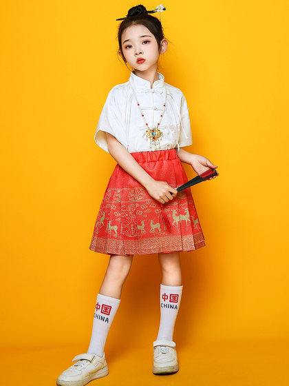 汉服六一儿童表演服装马面裙演出服小学生合唱服幼儿园毕业服装