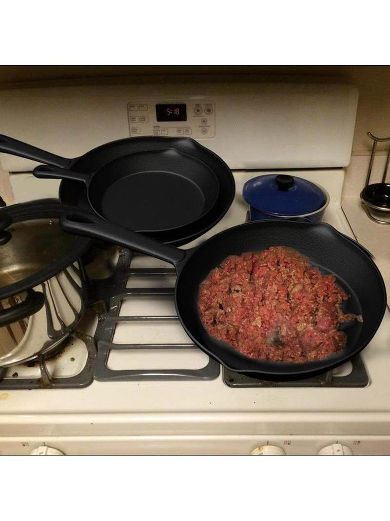 Cast Iron Skillet 9.84 Inch (25cm) Heavy Duty Pan - Product image 7