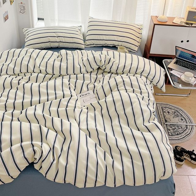 New Korean simple INS blogger style striped wash cotton four-piece set dormitory bed sheet Q quilt cover gift 1.8 bed