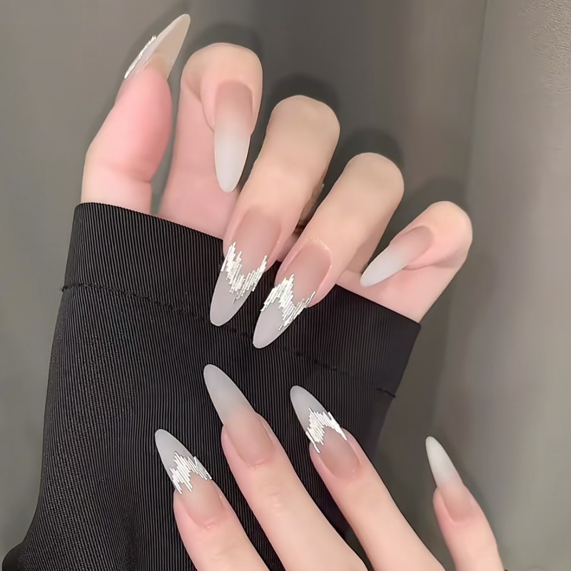 Handmade Wearable Nails 2026 New High-End Reflective Strip Medium-Length Manicure Milky White Gradient Whitening Nail Stickers Finished Product