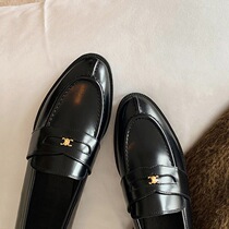 French retro loafers for women 2024 new pointed toe British style small leather shoes Arc de Triomphe buckle black single shoes