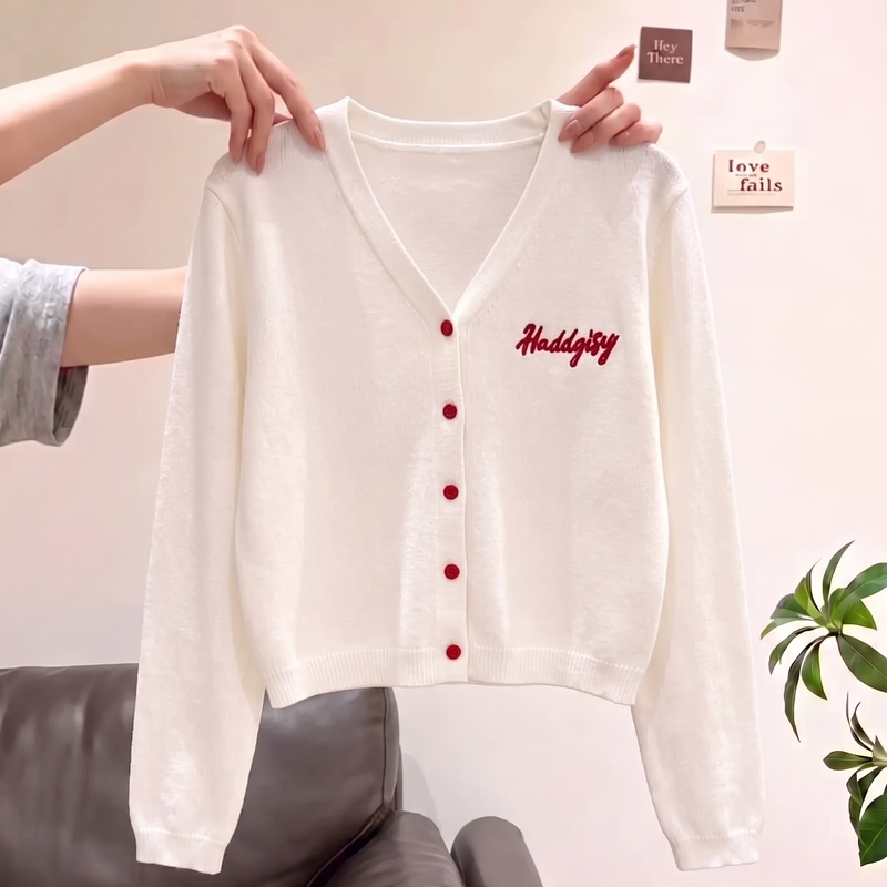 Korean-Style White Knitted Cardigan Jacket for Women 2026 Autumn Fashion High-End Casual Outerwear Sweater Top