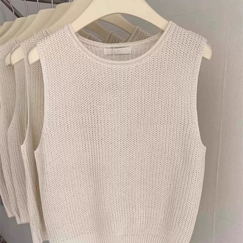 High-End Hollow-Out White Knitted Vest for Women, Summer Thin Style, Korean Style, Loose and Casual Outerwear, Sleeveless Top High-End Hollow-Out White Knitted Vest for Women, Summer Thin Style, Korean Style, Loose and Casual Outerwear, Sleeveless Top