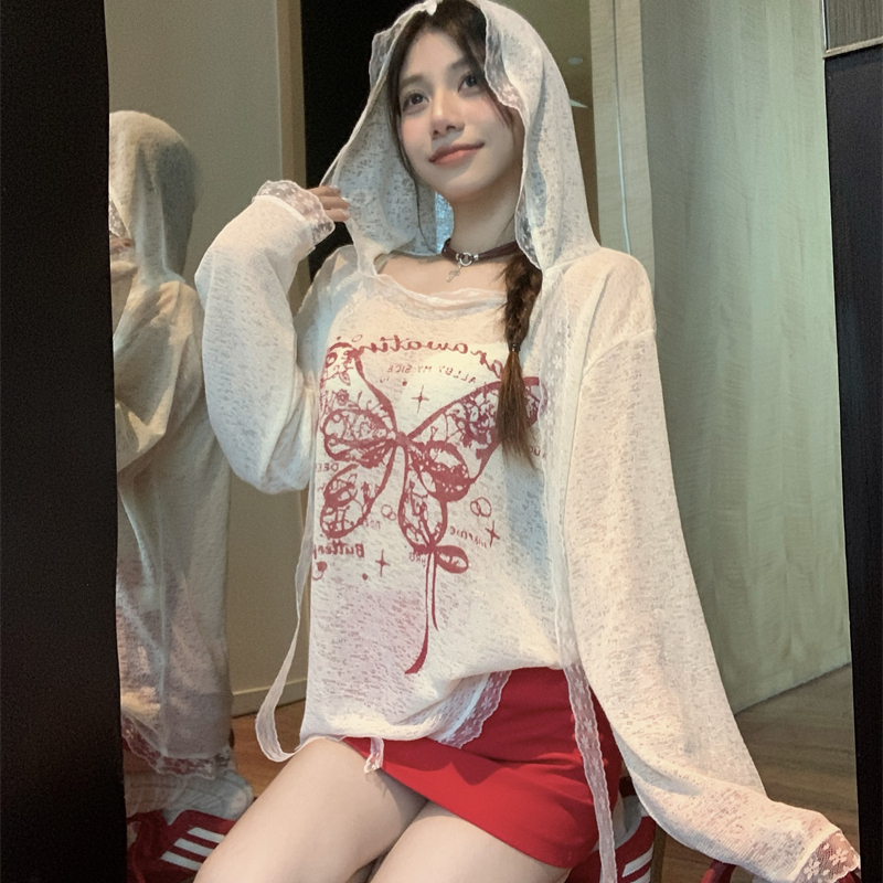 Sweet Butterfly Print Hooded Long-Sleeved T-Shirt for Women, Sun Protection Cover-Up, Loose Slimming Top, Hot Girl Style, Autumn 2026 Sweet Butterfly Print Hooded Long-Sleeved T-Shirt for Women, Sun Protection Cover-Up, Loose Slimming Top, Hot Girl Style, Autumn 2026