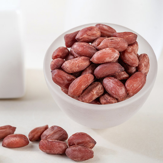 Maní hervido con cinco especias de granja, granos de maní de piel roja con múltiples sabores especiales de Hangzhou Lin'an, bocadillos independientes en paquetes pequeños