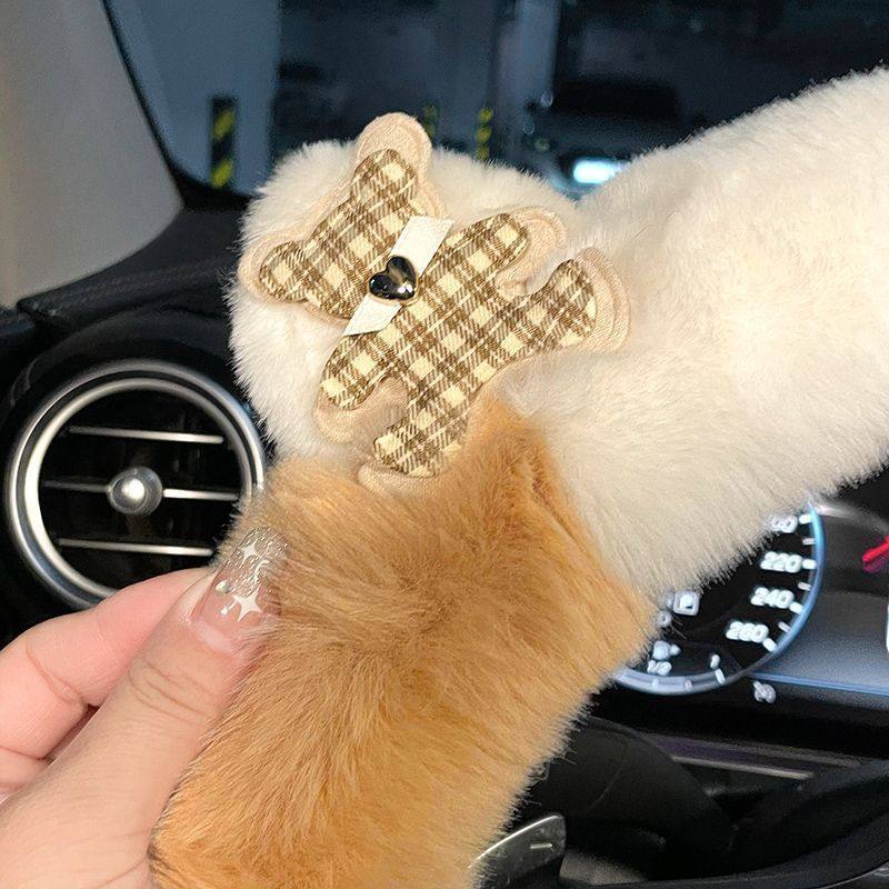Steering Wheel Cover, High-End, Popular Online, Winter Plush, Warm, Heated, Cute Cartoon, Suitable for All Seasons, Car Handle Cover for Women