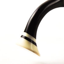 Black sandalwood copper shaft with eight directions and a round back to play the erhu instrument for beginners troupe 017