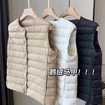Very easy to wear can be worn with round or V-neck thin thermal vest 95 goose down vest for women CT0411