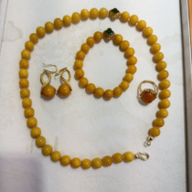 (Q Jewelry) 18k beeswax necklace and bracelet slightly different