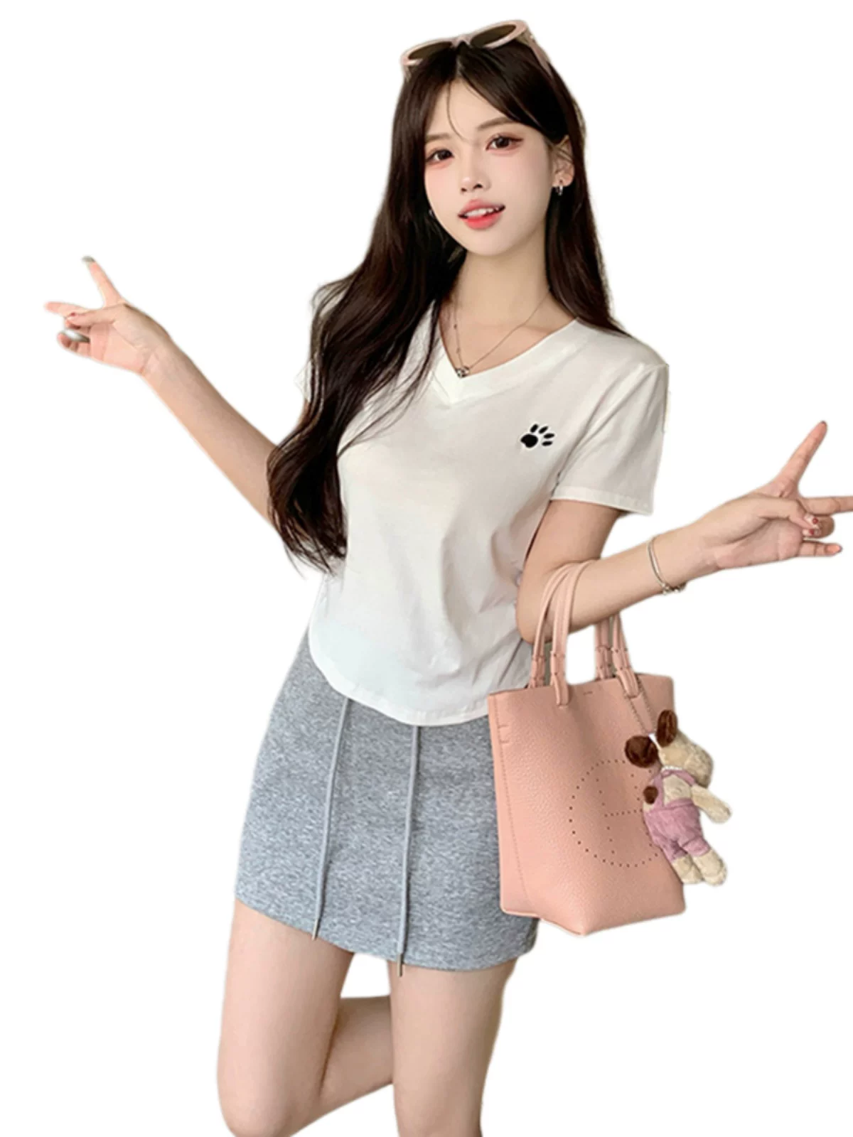 Летняя футболка с коротким рукавом, с вышивкой, V-образный вырез, slim fit, плюс размер