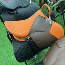2024 new full set of super-fiber British comprehensive saddle teaching novice saddle riding saddle complete set of accessories